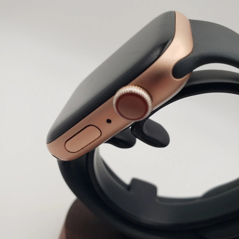 Apple Watch Series 4 Smartwatch Unisex 44mm Rose Gold GPS Cellular LTE A1976